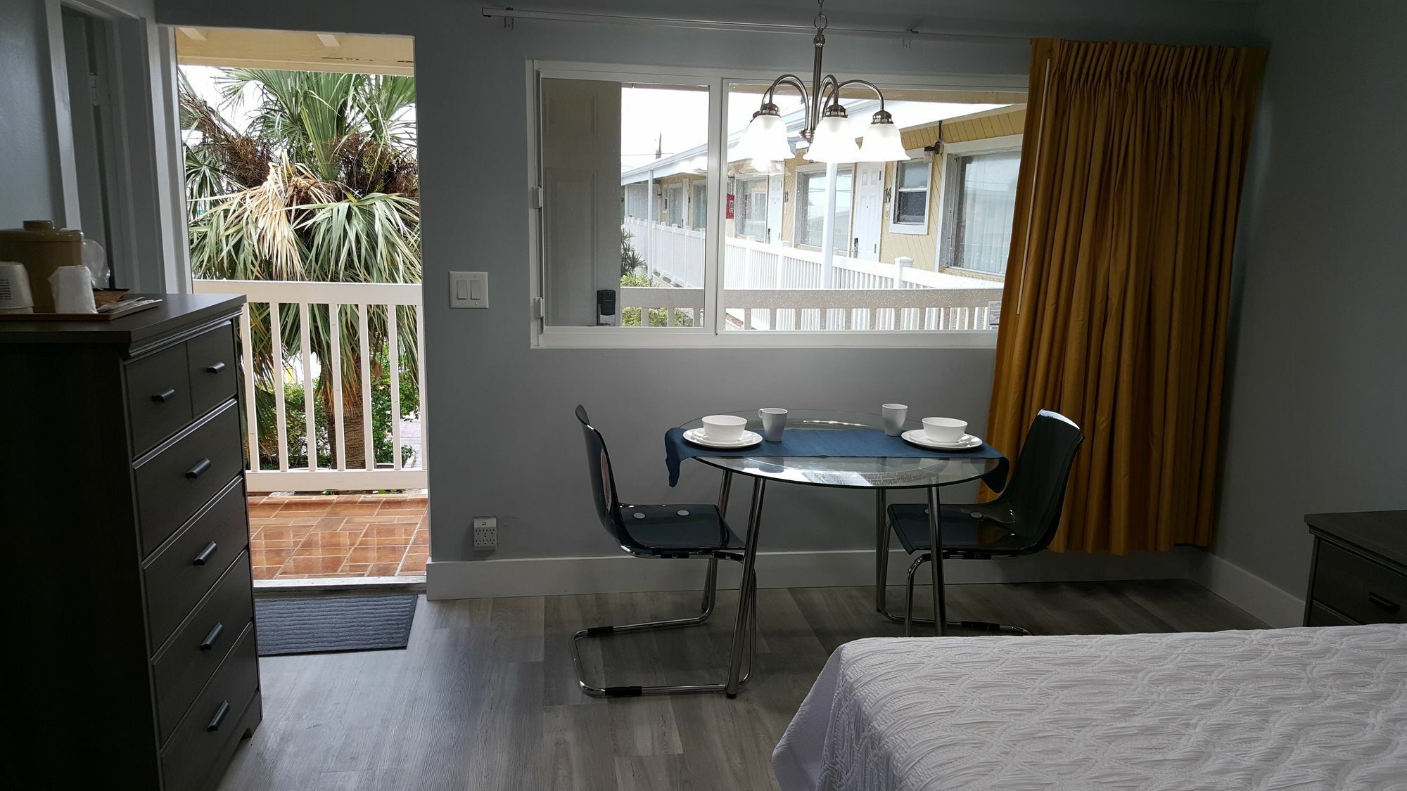 The Palms On Ocean Motel Pompano Beach Exterior photo